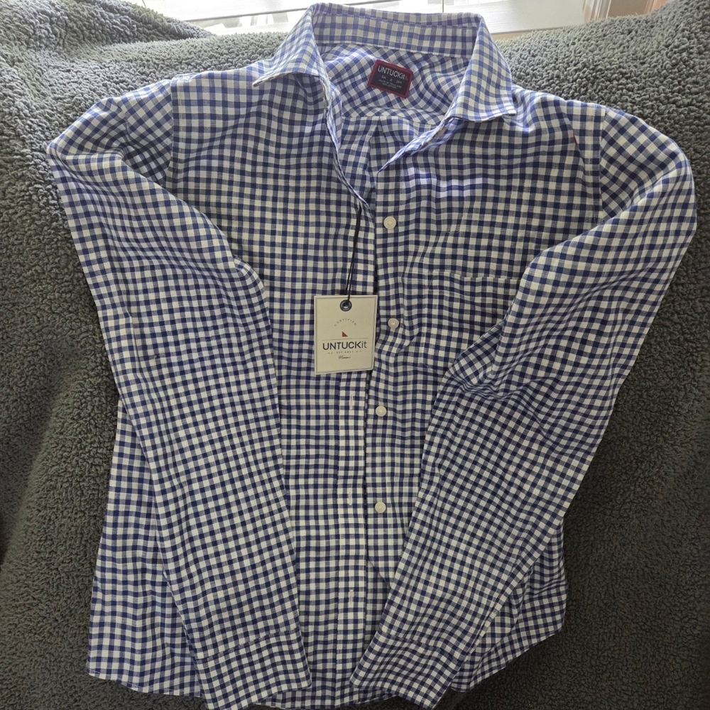 NWT UNTUCKit Women's Blue and White Checkered Shirt.